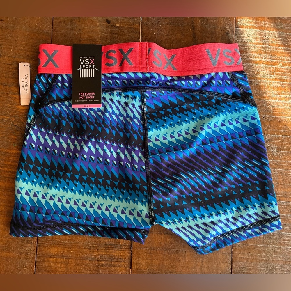 NWT VSX Sport Hot Short Small Blue Geometric Athletic Shorts
